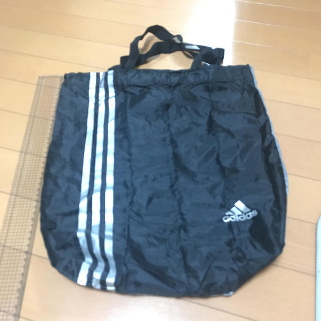 adidas(アディダス)のアディダス ナイロンバッグ   レディースのバッグ(エコバッグ)の商品写真