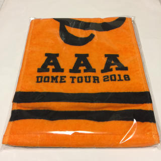トリプルエー(AAA)のAAAドームツアー2018マフラータオル（オレンジ）(アイドルグッズ)