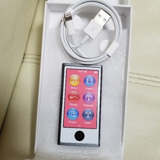 アップル(Apple)の☆新品未使用☆ipod nano 第7世代 スペースグレイ(ポータブルプレーヤー)