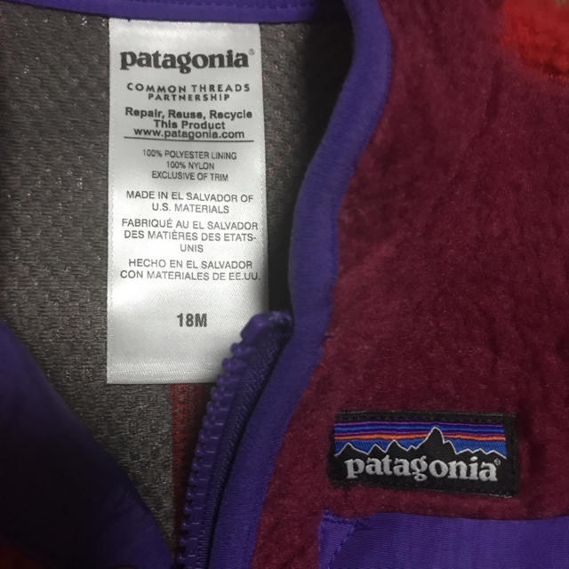patagonia(パタゴニア)のいばいば様専用 パタゴニア フリースベスト サイズ18m キッズ/ベビー/マタニティのベビー服(~85cm)(ジャケット/コート)の商品写真