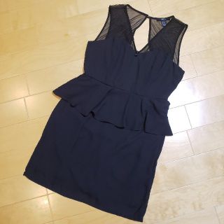 フォーエバートゥエンティーワン(FOREVER 21)のFOREVER21 M ペプラムワンピース(ひざ丈ワンピース)