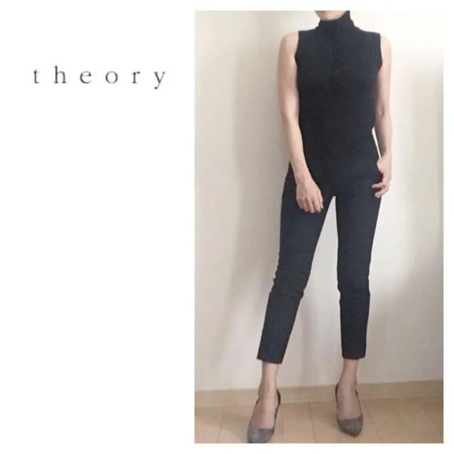 theory(セオリー)のtheory☆セオリー☆ネイビー☆クロップドパンツ☆ウール☆センタープレス レディースのパンツ(クロップドパンツ)の商品写真