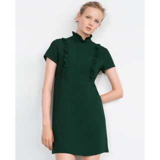 ザラ(ZARA)のZARA グリーン ミニワンピース(ミニワンピース)