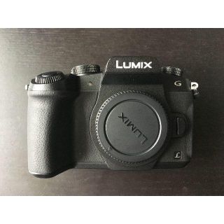 パナソニック(Panasonic)のLUMIX DMC-G8 ボディ、予備バッテリーセット(ミラーレス一眼)