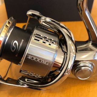 シマノ(SHIMANO)の【送料込】 新品同様 最新2018シマノステラ 4000XG 定価89640円 (リール)