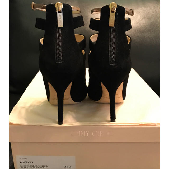 JIMMY CHOO(ジミーチュウ)のジミーチュウ ブーティ ショートブーツ ブラック 36.5 レディースの靴/シューズ(ブーツ)の商品写真