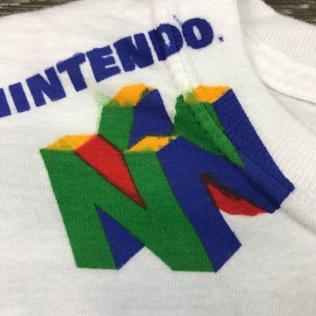 NINTENDO 64(ニンテンドウ64)のニンテンドー64 オフィシャル Nロゴ Tシャツ 【M】 新品 180613 メンズのトップス(Tシャツ/カットソー(半袖/袖なし))の商品写真