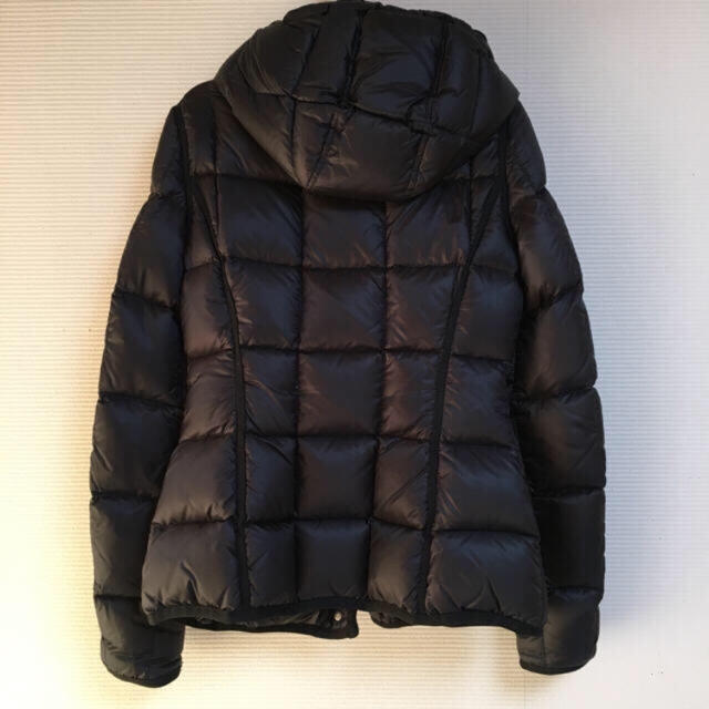 MONCLER(モンクレール)のモンクレール  ダウン  レディース  00 レディースのジャケット/アウター(ダウンジャケット)の商品写真