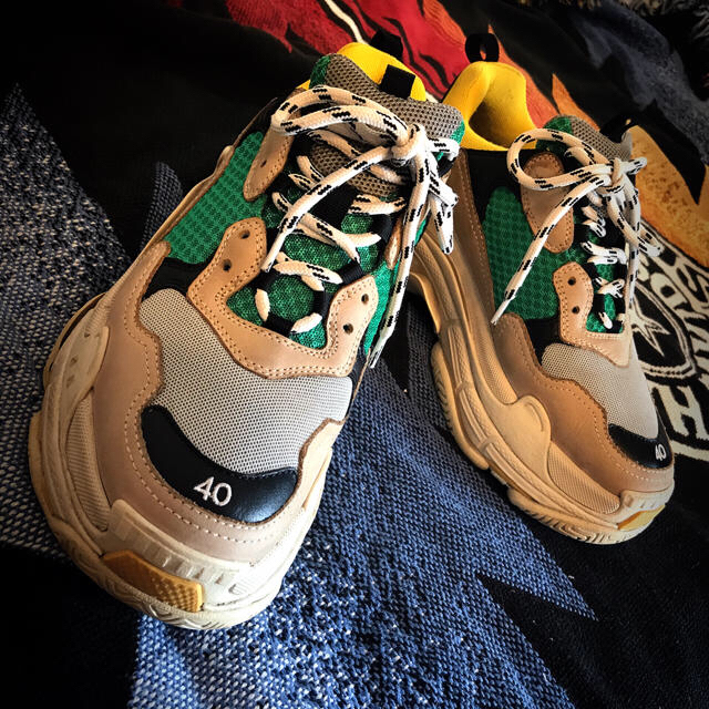 品質検査済 Balenciaga - 確実正規品 イタリア製 BALENCIAGA TRIPLE S