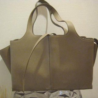 セリーヌ(celine)のCELINE セリーヌ Tri Fold トライフォールド(トートバッグ)