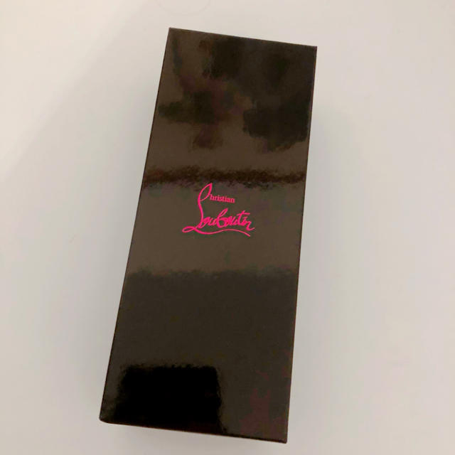 ルージュルブタン ルビラック メタリシーム louboutin