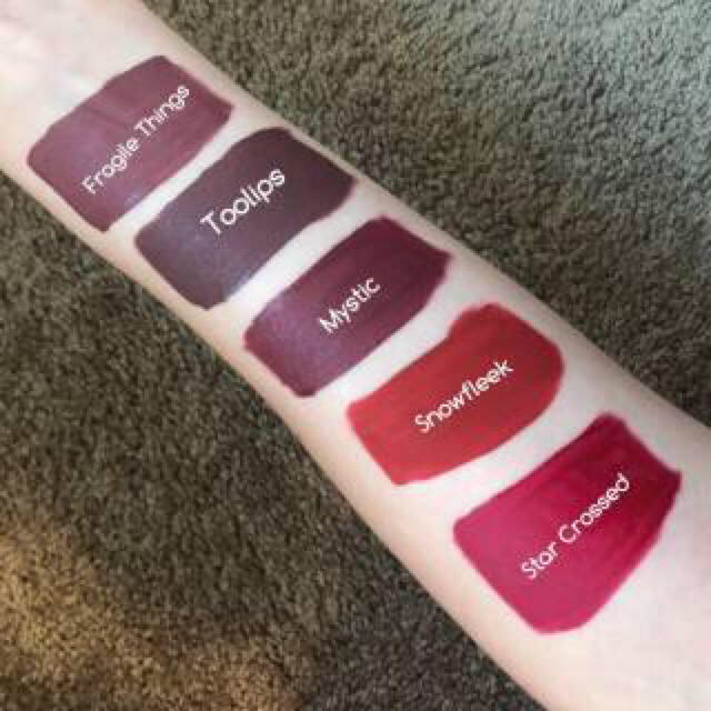 colourpop(カラーポップ)のColourPop  ウルトラマットリップ  FragileThings コスメ/美容のベースメイク/化粧品(口紅)の商品写真