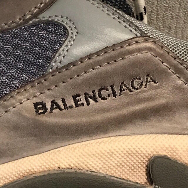 ギフ_包装】 Balenciaga - 最終値下げ BALENCIAGA triple s トリプル 
