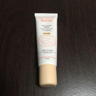 アベンヌ(Avene)のアベンヌ リキッドファンデーション OC-3(ファンデーション)