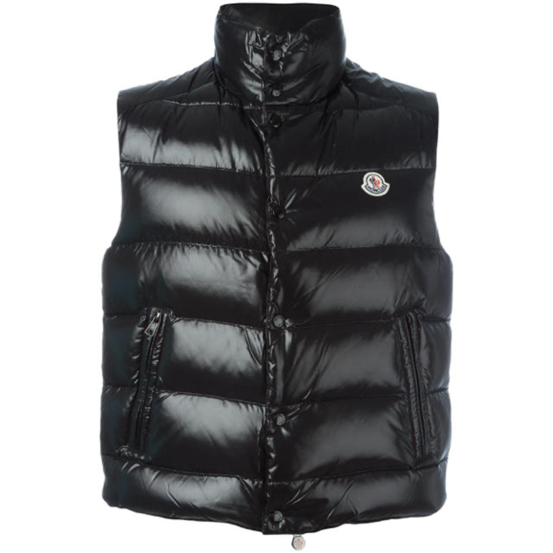 MONCLER(モンクレール)のけいたろう様専用　モンクレール ダウンベスト メンズのジャケット/アウター(ダウンベスト)の商品写真