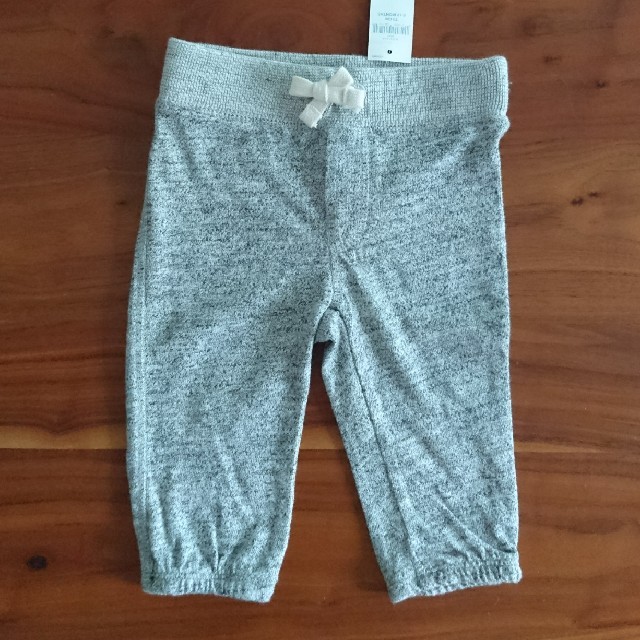 babyGAP(ベビーギャップ)の新品 ベビー ギャップ 70㎝ ロンパース スウェットパンツ キッズ/ベビー/マタニティのベビー服(~85cm)(ロンパース)の商品写真