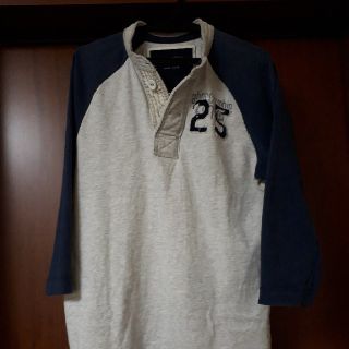 アバクロンビーアンドフィッチ(Abercrombie&Fitch)のヘンリーネックTシャツ　アバクロ(Tシャツ/カットソー(七分/長袖))