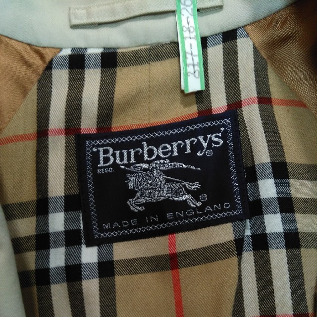 BURBERRY by もも's shop｜バーバリーならラクマ - バーバリートレンチコートの通販 即納高評価