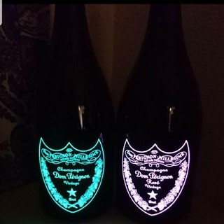 ドンペリニヨン(Dom Pérignon)のぽー様専用光るドンペリルミナス白、ピンク空瓶2本セット！(シャンパン/スパークリングワイン)