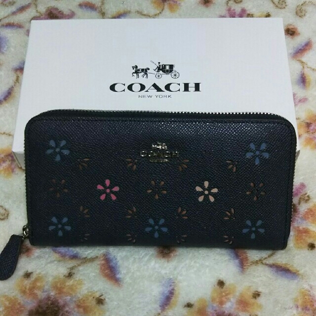 COACH(コーチ)のCOACH 長財布 レディースのファッション小物(財布)の商品写真