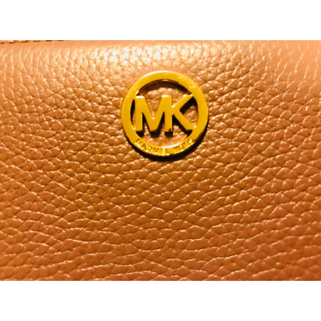 Michael Kors(マイケルコース)のマイケルコース ピンクベージュ 財布 iphone入ります❤︎ レディースのファッション小物(財布)の商品写真