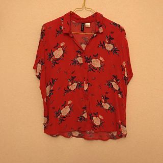 エイチアンドエム(H&M)のH&M アロハシャツ 花柄シャツ(シャツ/ブラウス(半袖/袖なし))