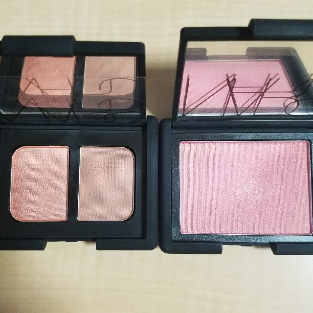 NARS(ナーズ)のNARSデュオアイシャドー3902とブラッシュ4013Nのセット コスメ/美容のベースメイク/化粧品(その他)の商品写真