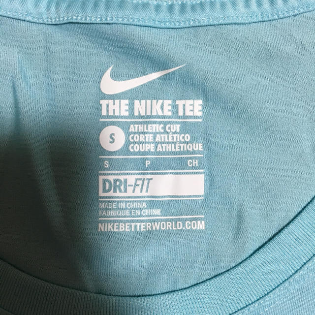 NIKE(ナイキ)のNIKETシャツ レディースのトップス(Tシャツ(半袖/袖なし))の商品写真