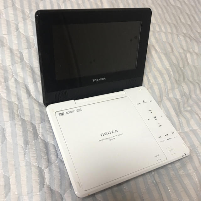 東芝 7 V 型レグザ ポータブル DVD プレーヤー SD P77SL