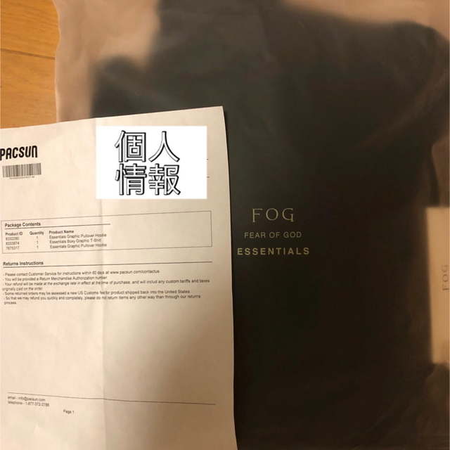 FEAR OF GOD(フィアオブゴッド)のfog essentials パーカー s ブラック メンズのトップス(パーカー)の商品写真