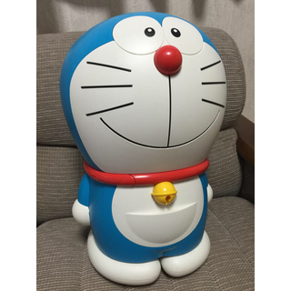 ドラえもん  冷温庫   Doraemon   Cold warehouse(冷蔵庫)