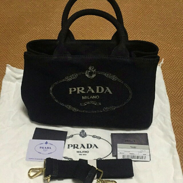 Pradaカナパ トートバッグ新品