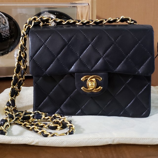 当店一番人気】 CHANEL - ヴィンテージCHANEL ショルダーバッグ