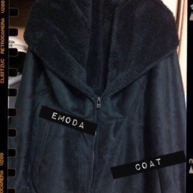 EMODA(エモダ)のEMODA ボンバーコート レディースのジャケット/アウター(毛皮/ファーコート)の商品写真