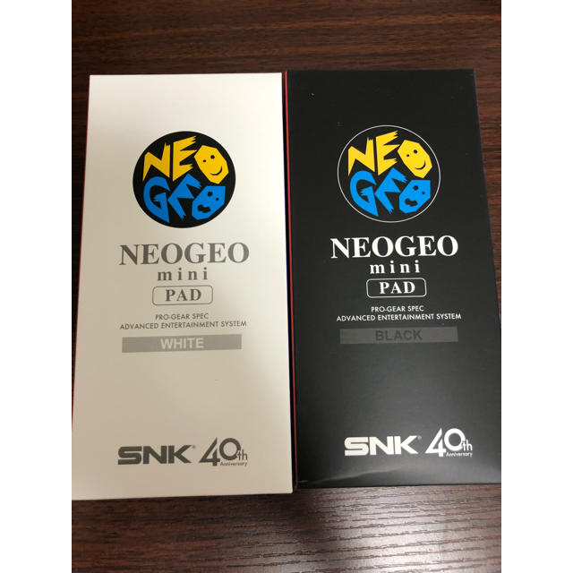 即発送 黒白セット（計２個） SNK NEOGEO mini PAD