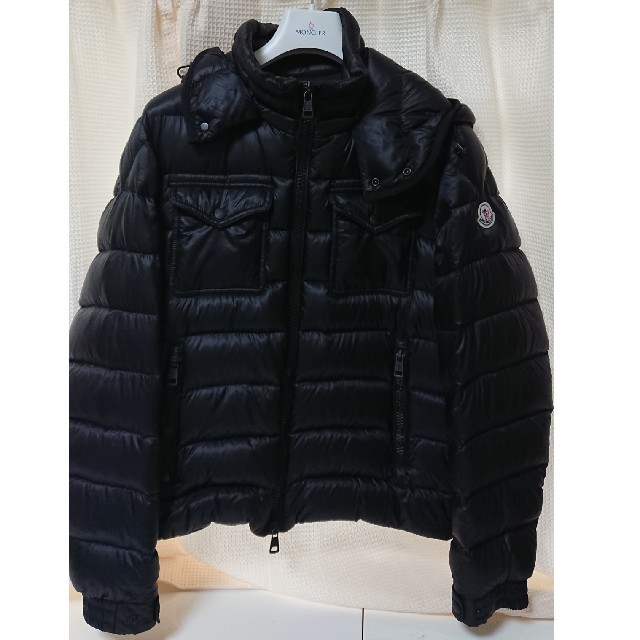 新品本物 MONCLER かんちゃん様専用 - ダウンジャケット 新品本物 MONCLER かんちゃん様専用 - ダウンジャケット