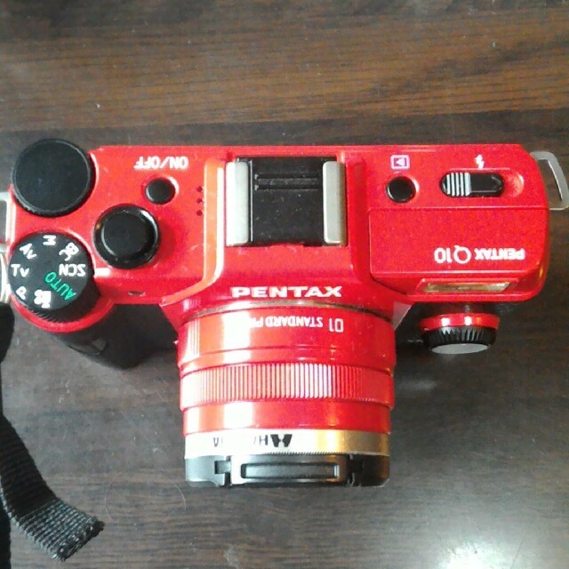 PENTAX(ペンタックス)のPENTAX Q10    ズームレンズキット＋レンズ1本　デジタルカメラ スマホ/家電/カメラのカメラ(ミラーレス一眼)の商品写真
