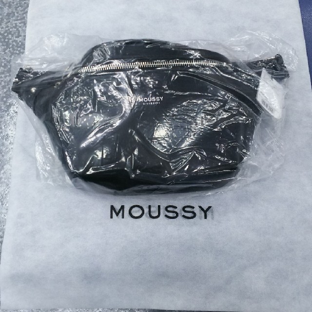 moussy(マウジー)のブラック新品レザーver. WAIST&SHOULDERバッグ※圧縮ラクマパック レディースのバッグ(ボディバッグ/ウエストポーチ)の商品写真