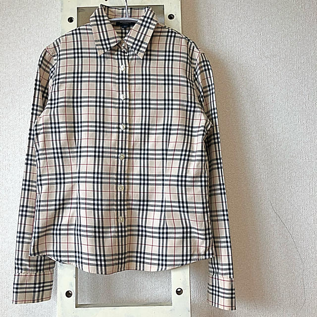 BURBERRY(バーバリー)のBurberry London ノバチェック  長袖秋シャツ トレンド レディースのトップス(シャツ/ブラウス(長袖/七分))の商品写真