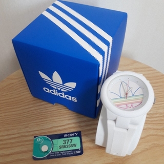 アディダス(adidas)のadidas 腕時計 ABERDEEN マルチトレフォイル ホワイト(腕時計)