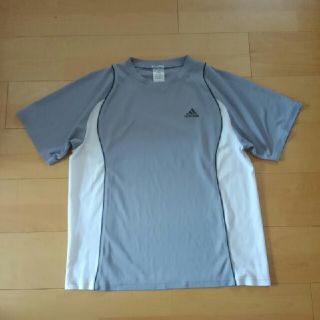 アディダス(adidas)のadidasのmen'sTシャツ(Tシャツ/カットソー(半袖/袖なし))