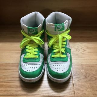 ナイキ(NIKE)のNIKE 23cm レディース スニーカー(スニーカー)