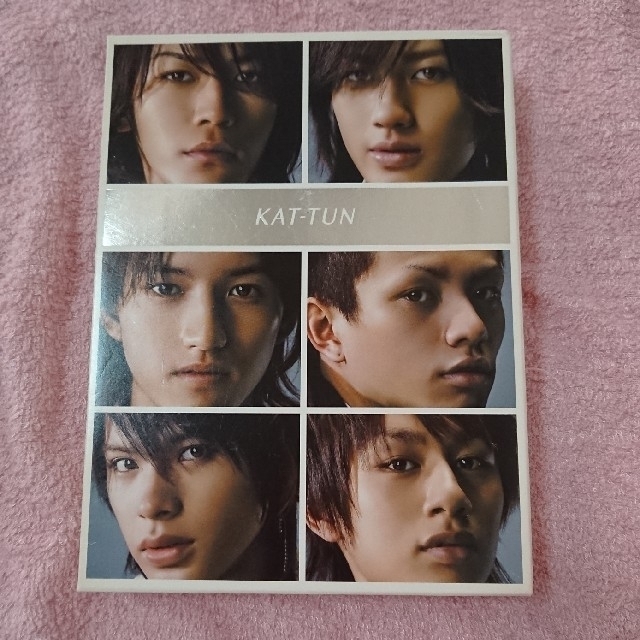 KAT-TUN(カトゥーン)のKAT-TUN Real Face Film〈完全限定盤〉 エンタメ/ホビーのCD(ポップス/ロック(邦楽))の商品写真