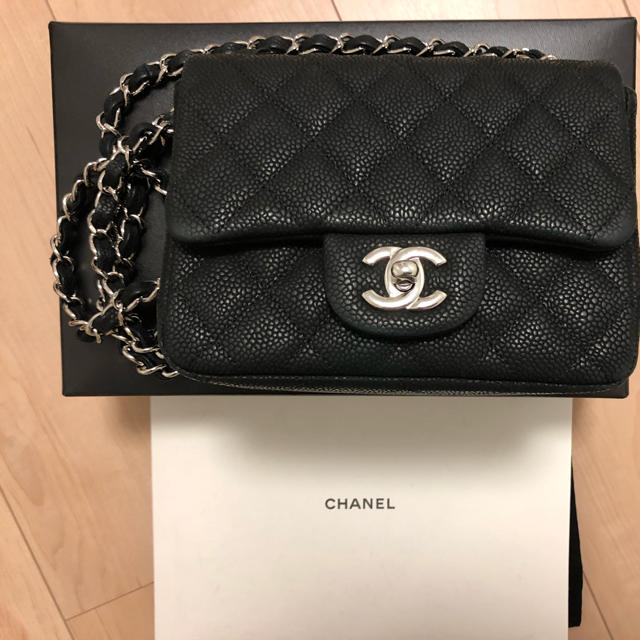 CHANEL(シャネル)の【なのっち様専用】シャネル ミニマトラッセ レディースのバッグ(ショルダーバッグ)の商品写真