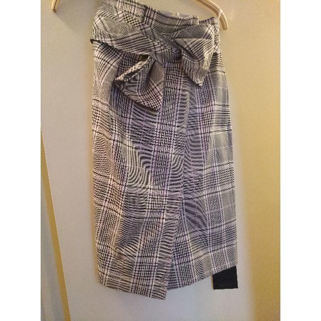 JUSGLITTY(ジャスグリッティー)のジャスグリッティー　今期の　チェックタイトスカート　１ レディースのスカート(ひざ丈スカート)の商品写真