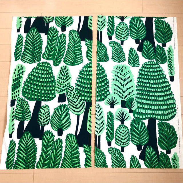 marimekko マリメッコ生地 メトサンヴァキ【廃盤】-