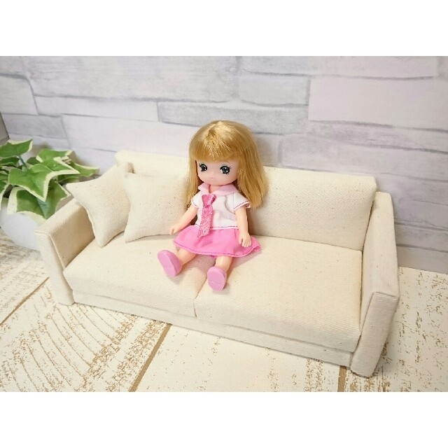 ミニチュア アイボリー ソファー☆リカちゃん ブライス オビツ ミニチュア アイボリー ソファー☆リカちゃん ブライス オビツ