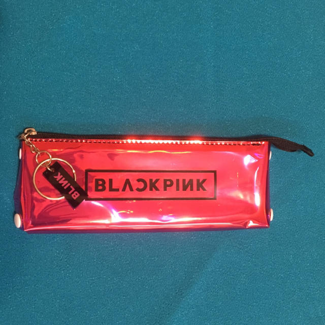 BLACKPINK ペンケース(BLINK限定非売品) エンタメ/ホビーのタレントグッズ(アイドルグッズ)の商品写真