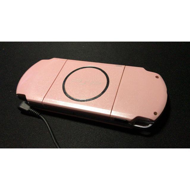 PlayStation Portable(プレイステーションポータブル)のPSP3000 ブロッサムピンク 動作品 エンタメ/ホビーのゲームソフト/ゲーム機本体(携帯用ゲーム機本体)の商品写真