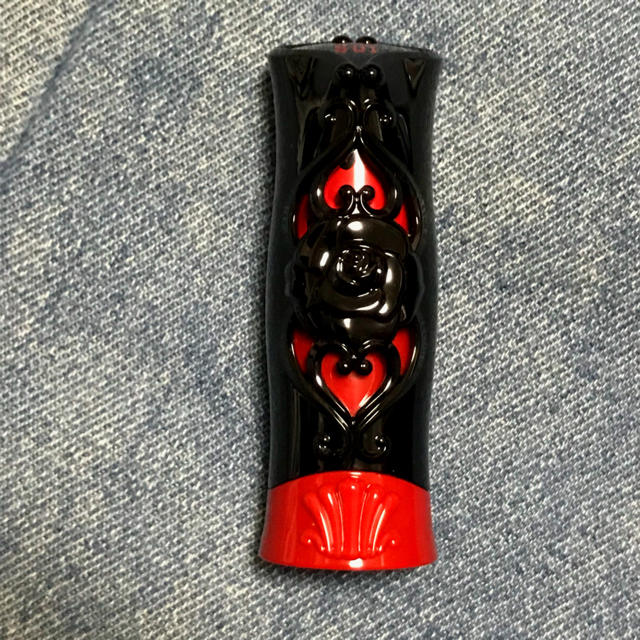 ANNA SUI(アナスイ)のANNA SUI アナスイ リップスティックV060 BLACK コスメ/美容のベースメイク/化粧品(口紅)の商品写真
